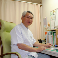 院長　吉岡　増夫